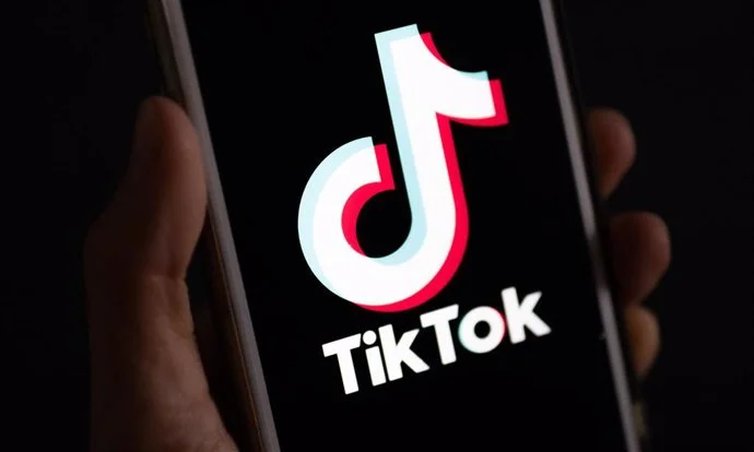 TikTok bir illik bloklanacaq