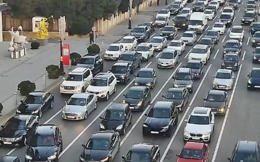 525ci qəzet Bakıda sıxlıq müşahidə olunan yollar SİYAHI