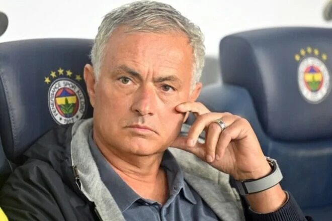 Mourinyo əməliyyat olunur? Narahat olanlar üçün bildirim ki…