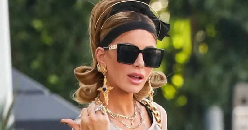 Keyt Bekinseyl transparan geyimi ilə diqqət çəkdi