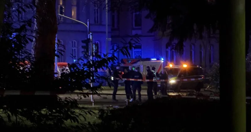 Азербайджанец наехал на людей в Германии видео