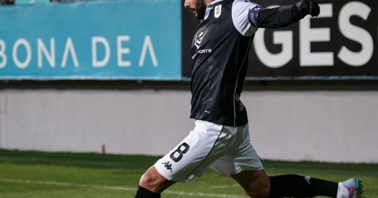 Emin Mahmudovun 50 ci qolu