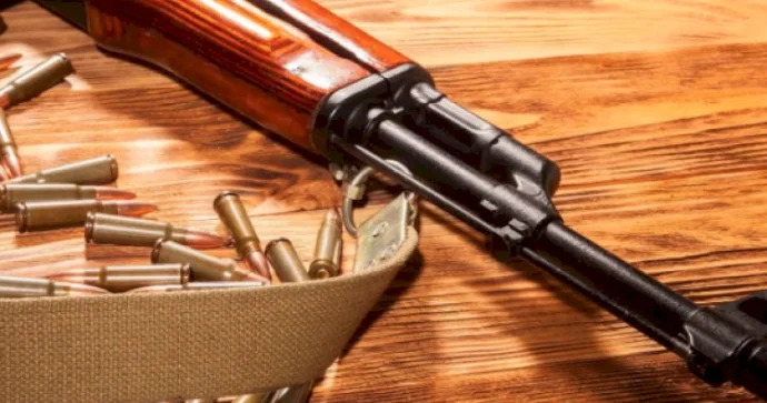 Polis xeyli silah sursat aşkarladı