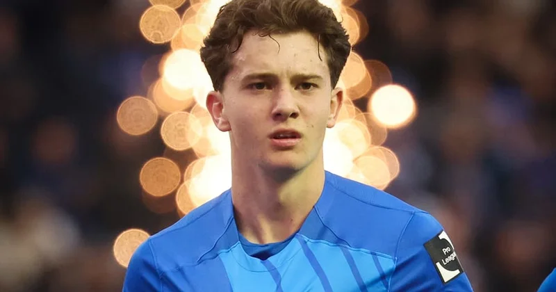 Çelsi Yunanıstan futbolunun gənc istedadı üçün hərəkətə keçdi