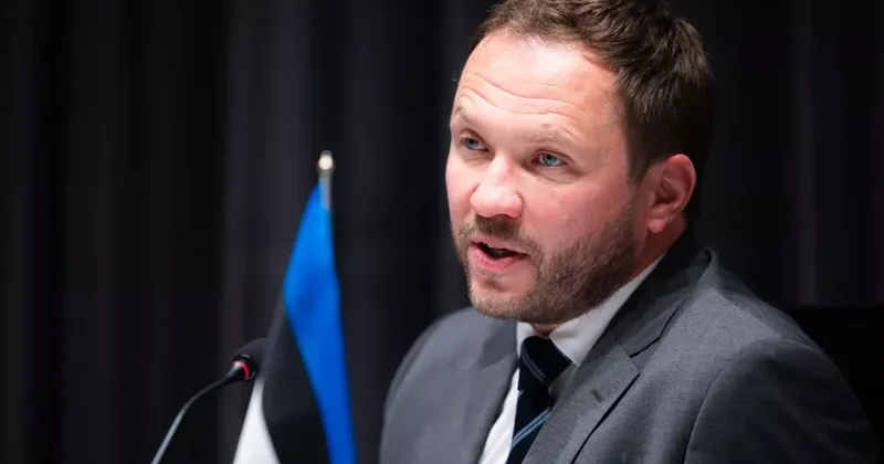 Глава МИД Эстонии пригрозил России из за ударов по Украине