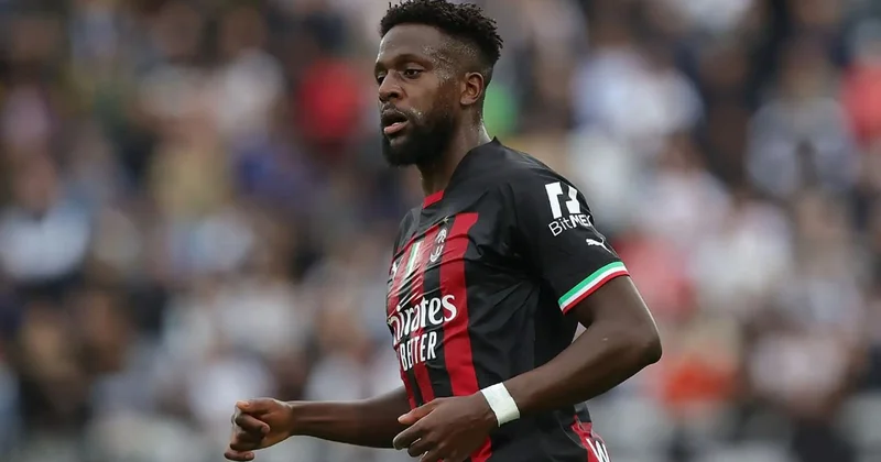 “Milan” bu futbolçu ilə YOLLARINI AYIRDI