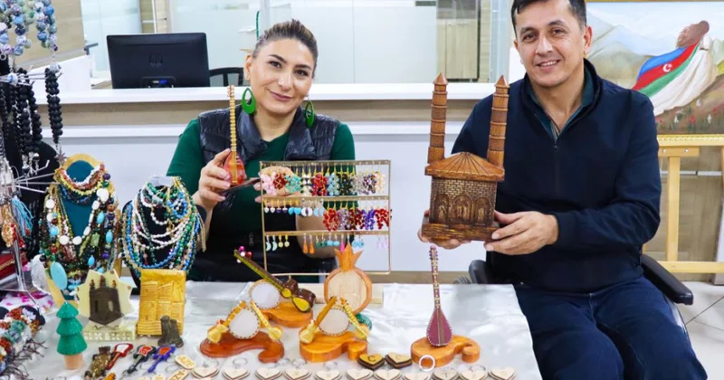 Əlilliyi olan gənclərin əl işlərindən ibarət sərgi satış yarmarkası keçirilib