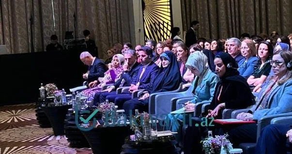 Pezeşkianın qızı Bakıdadır FOTOLAR