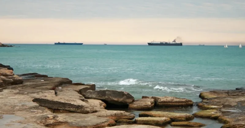 Qazaxıstan Kurık və Ələt limanları arasında altı yeni bərə istismara verəcək