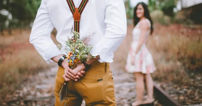 Təbiətin duyğusu... Rəngarəng güllərin gözəlliyini görə bilmək incə ruhların işidir