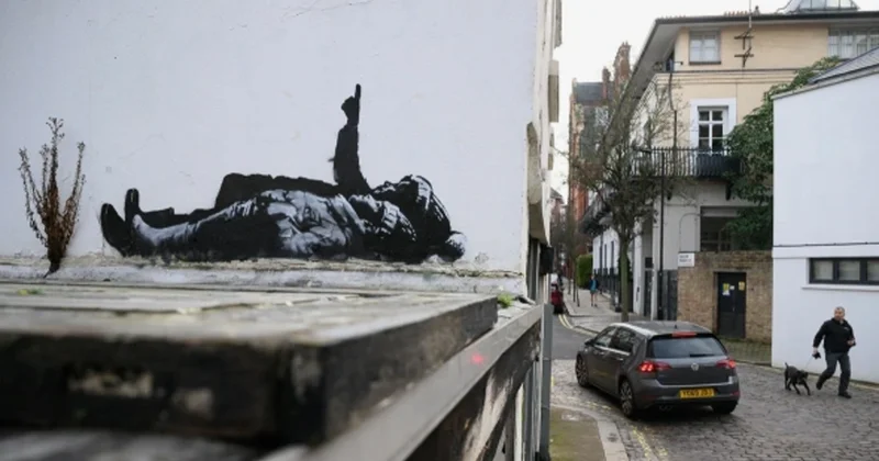 Şəxsiyyətini gizlədən britaniyalı küçə rəssamı yeni əsərini təqdim etdi