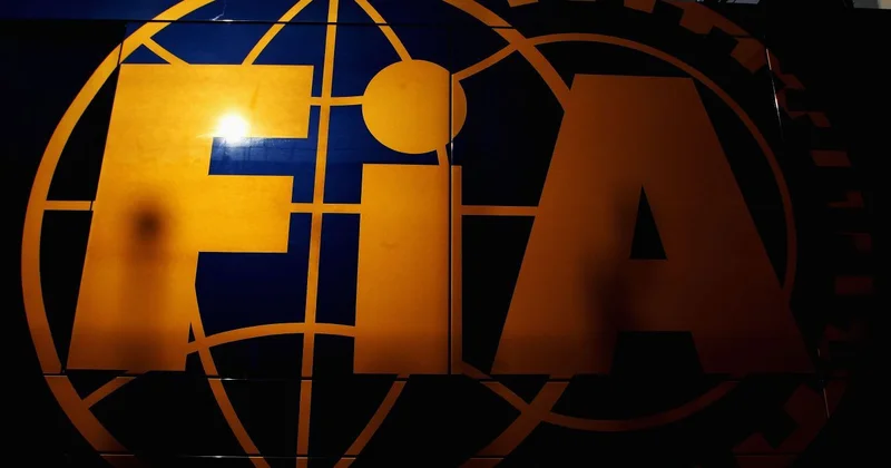 Üç F1 komandası FIA dan “Mercedes” və “Red Bull” mühərrikləri ilə bağlı izahat tələb edib