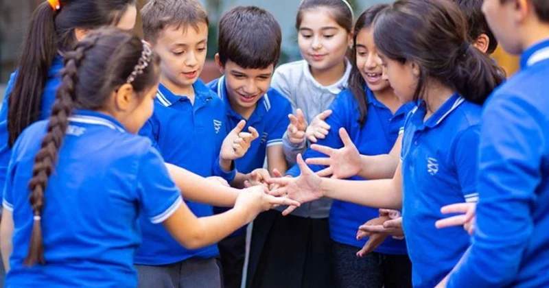 Ən ucuzu 2,500, bahalısı 54,900 Özəl məktəblərdə dodaquçuqladan qiymətlər