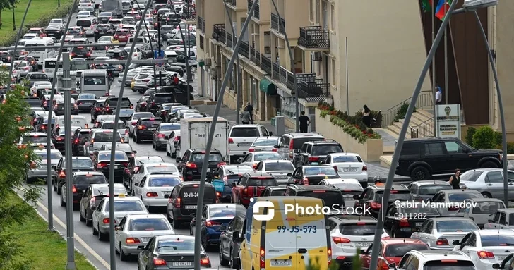 МВД опубликовало информацию о ситуации на дорогах в Баку