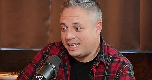 İsraildə yaşayan komediyaçı ölkənin mənfi cəhətlərini sadalayır...