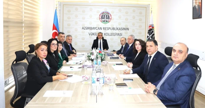 1 vəkil işdən çıxarıldı: xəbərdarlıqlar və cərimə