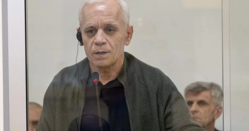 Levon Mnatsakanyan son sözlə çıxış edir