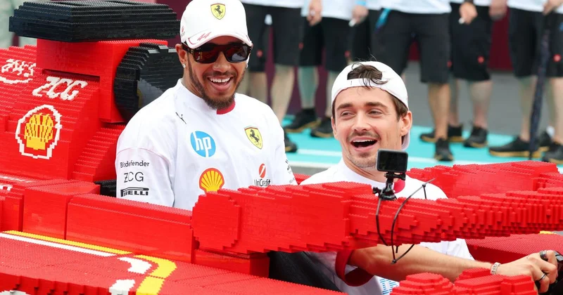 Şarl Lekler və Lyuis Hemilton sevdikləri 10 ən yaxşı Milad filminin adlarını açıqlayıblar