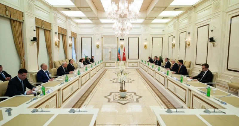 Cevdet Yılmaz Sahibə Qafarova ilə regional prosesləri müzakirə edib