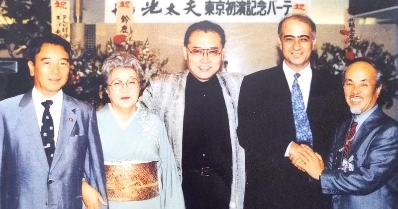 Пусть будет мир на земле !