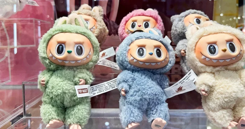 В Великобритании перед Рождеством изъяли сотни тысяч поддельных Лабубу