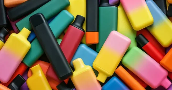 Elektron siqaretlər qadağan olunur Sahibkarlar xəbərdarlıq edir: Bizneslər bağlanacaq, insanlar işsiz qalacaq