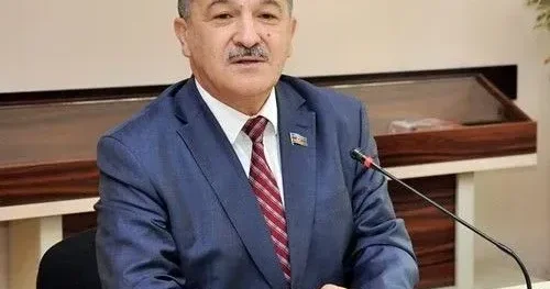 Prezident üçün siyasət söz deyil, konkret əməllərdir Aydın Mirzəzadə