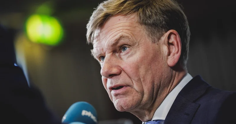 Вадефуль призвал готовиться к нападению России Minval Politika