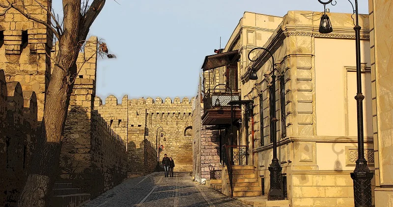 Sakinlər tamamilə İçərişəhərdən köçürüləcək?