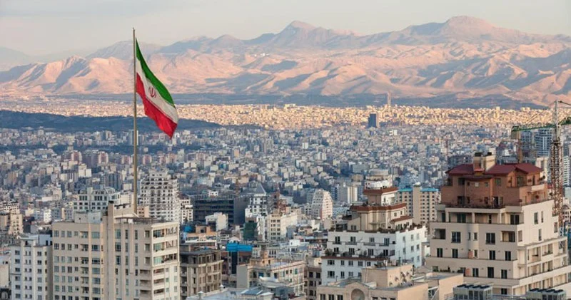 Pezeşkianla dini rəhbərlik arasında gərginlik: İranı fiaskoya sürükləyən səbəblər...