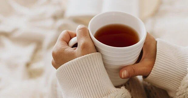 Врач сравнила пользу черного и зеленого чая