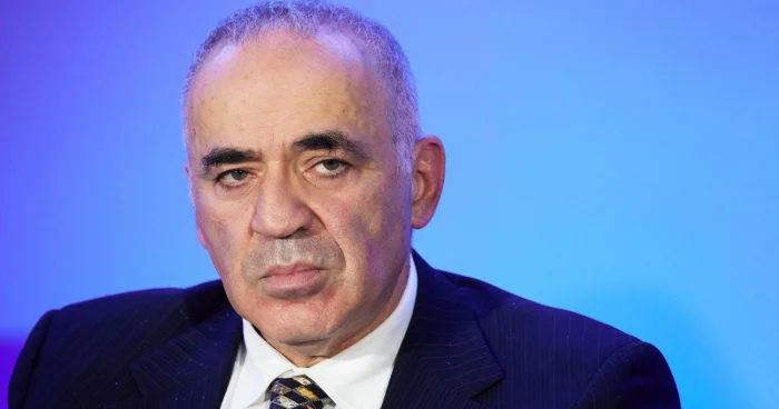 Kasparova qarşı qiyabi həbs hökmü çıxarılıb