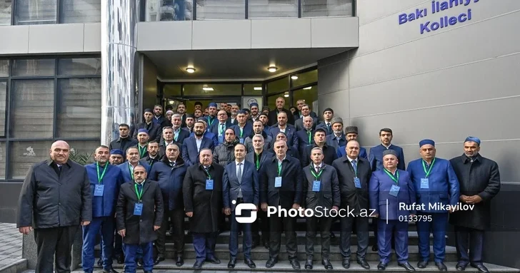 В Институте теологии АР состоялась встреча с участниками II Форума религиозных деятелей