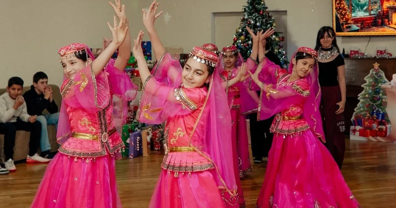 Arzu Əliyeva 2 saylı Uşaq Evini ziyarət etdi FOTOLAR