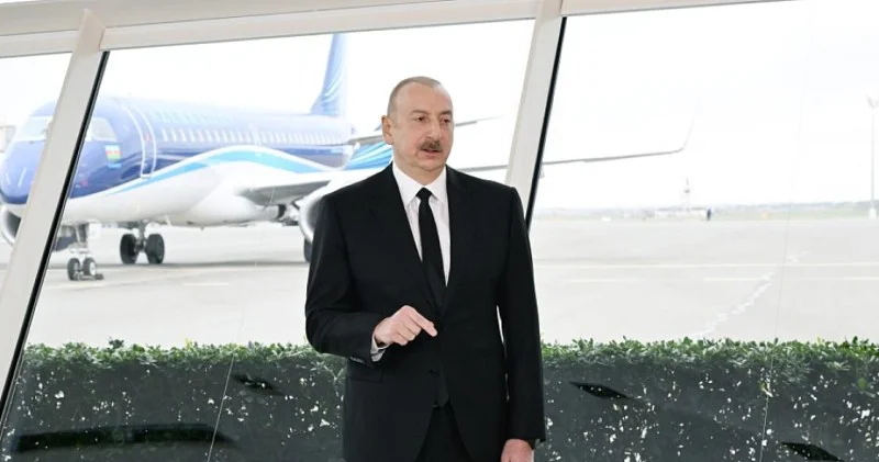 Qeyri rəsmi zirvə, rəsmi reaksiyalar: qərarın mahiyyəti və yaranan ajiotaj