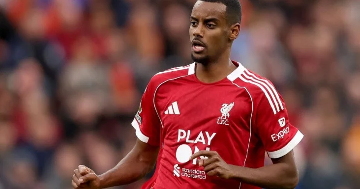 Aleksander İsak azarkeşlərə müraciət edib