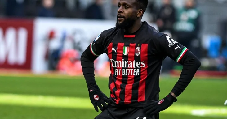 İtaliya klubu hücumçunun müqaviləsinə xitam verdi