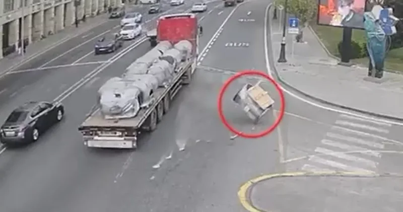 Опасный инцидент на центральной дороге Баку ВИДЕОФАКТ