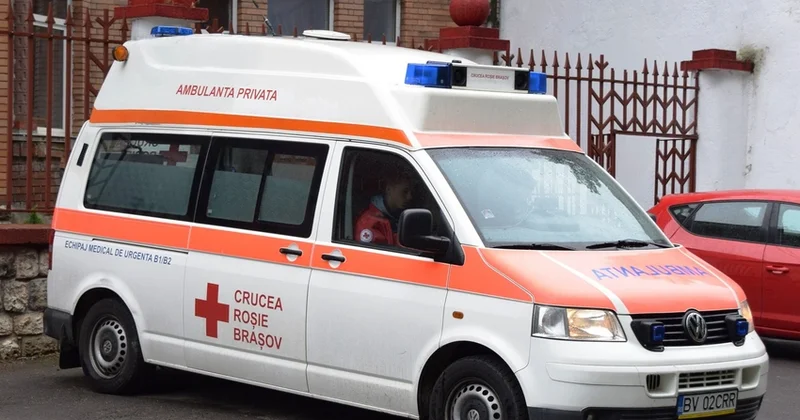 В Румынии после обрушения крыши в гостиничном бассейне госпитализировали шесть человек