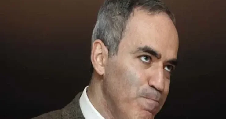 Harri Kasparov həbs olundu