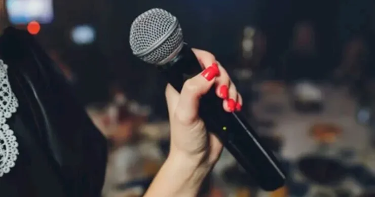 Müğənni Zeynəbi efirə çıxartmadılar: 800 manatı BATDI