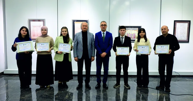 Özbəkistanda Mirzə Qədim İrəvaninin yaradıcılığına həsr olunmuş rəsm müsabiqəsinin qalibləri mükafatlandırılıb