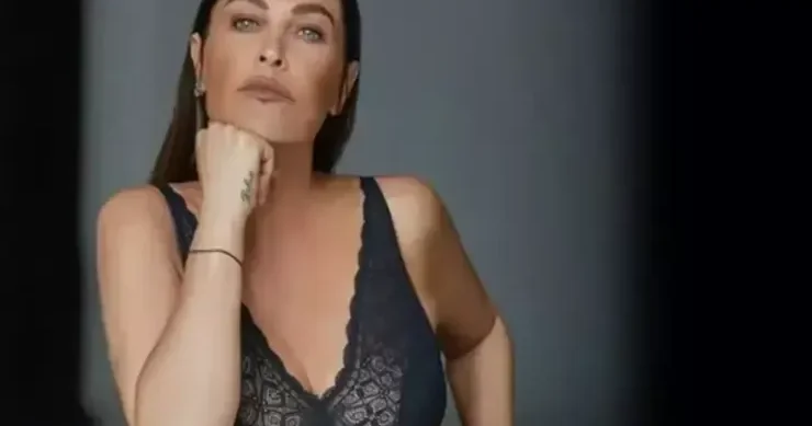 Hülya Avşar ölümdən döndü: Maşını dənizə düşəcəkmiş