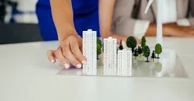 Şəhəri necə salmalı?