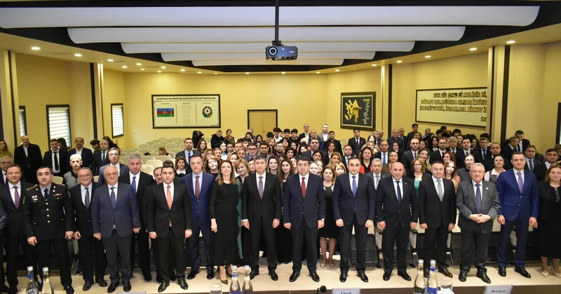 “Ümummilli Lider Heydər Əliyev müstəqil Azərbaycan konstitusiyasının müəllifidir!”