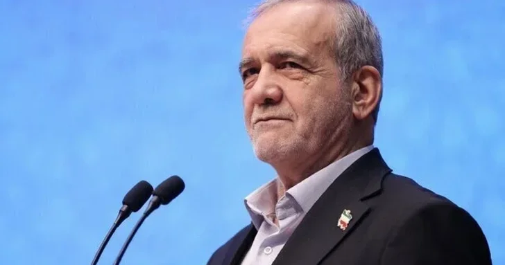 Масуд Пезешкиан позвонил Президенту Ильхаму Алиеву