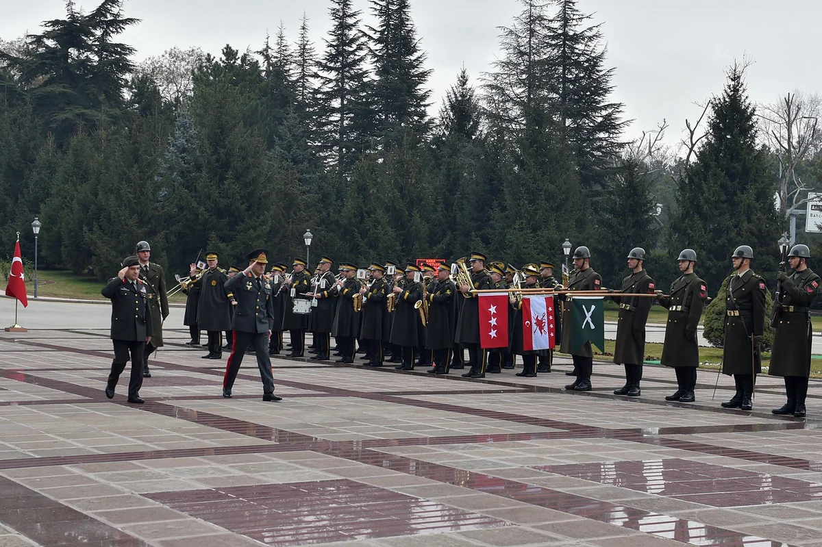 Генерал Мирзоев обсудил с Турцией укрепление военного сотрудничества и региональной безопасности