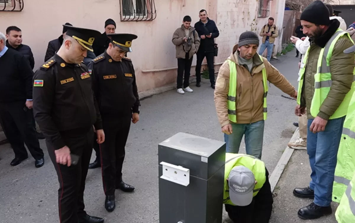 Ликвидируются незаконные бакинские шлагбаумы и преграды ОФИЦИАЛЬНО / ФОТО