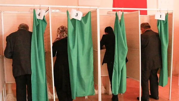 Azərbaycanda referendumun keçirilməsi GÜNDƏMDƏ DEYİL