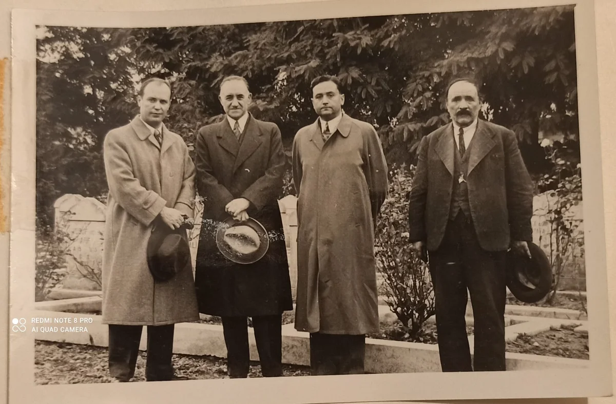 Rəsulzadənin 1942 ci ildə Rumıniyada çəkilmiş nadir FOTOSU